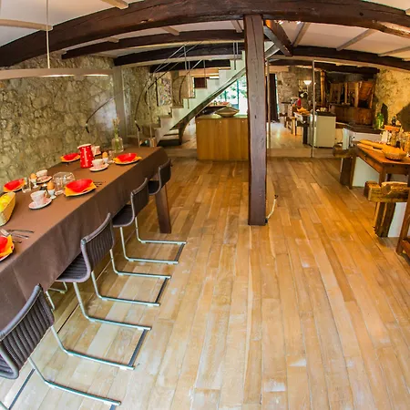 Bed & Breakfast Moulin D'entre Les Roches