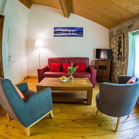 Bed & Breakfast Moulin D'entre Les Roches 3*