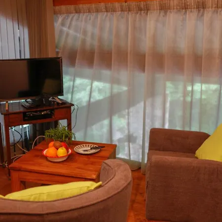 Moulin D'entre Les Roches Bed & Breakfast